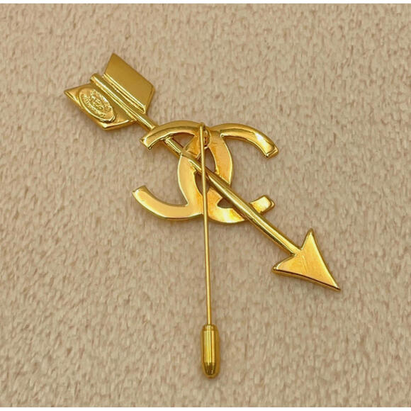 Chanel Vintage Coco Mark Arrow Motif Brooch Gold Plated Pin With Box - Picture 4 of 9
